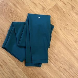 Lululemon Wunder Train HR tight leggings 28" size 8